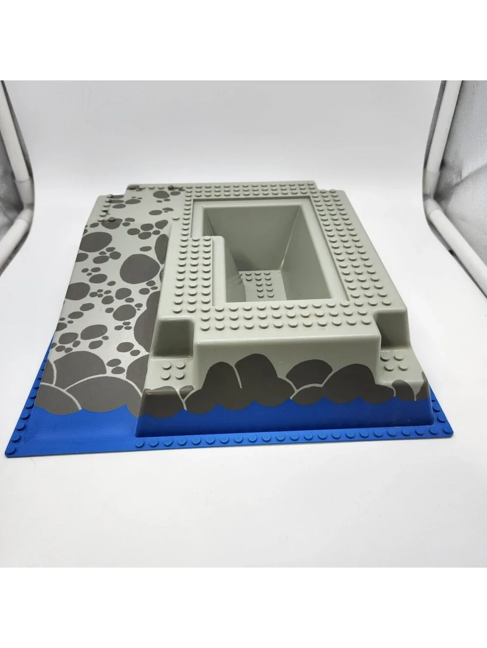 LEGO Zoo Animal Base Plate Gray Rock Blue Water Terrain Platform Genuine 31x31